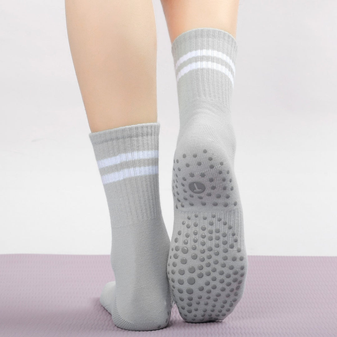 Crew Solid Grip Socks(4 pairs)